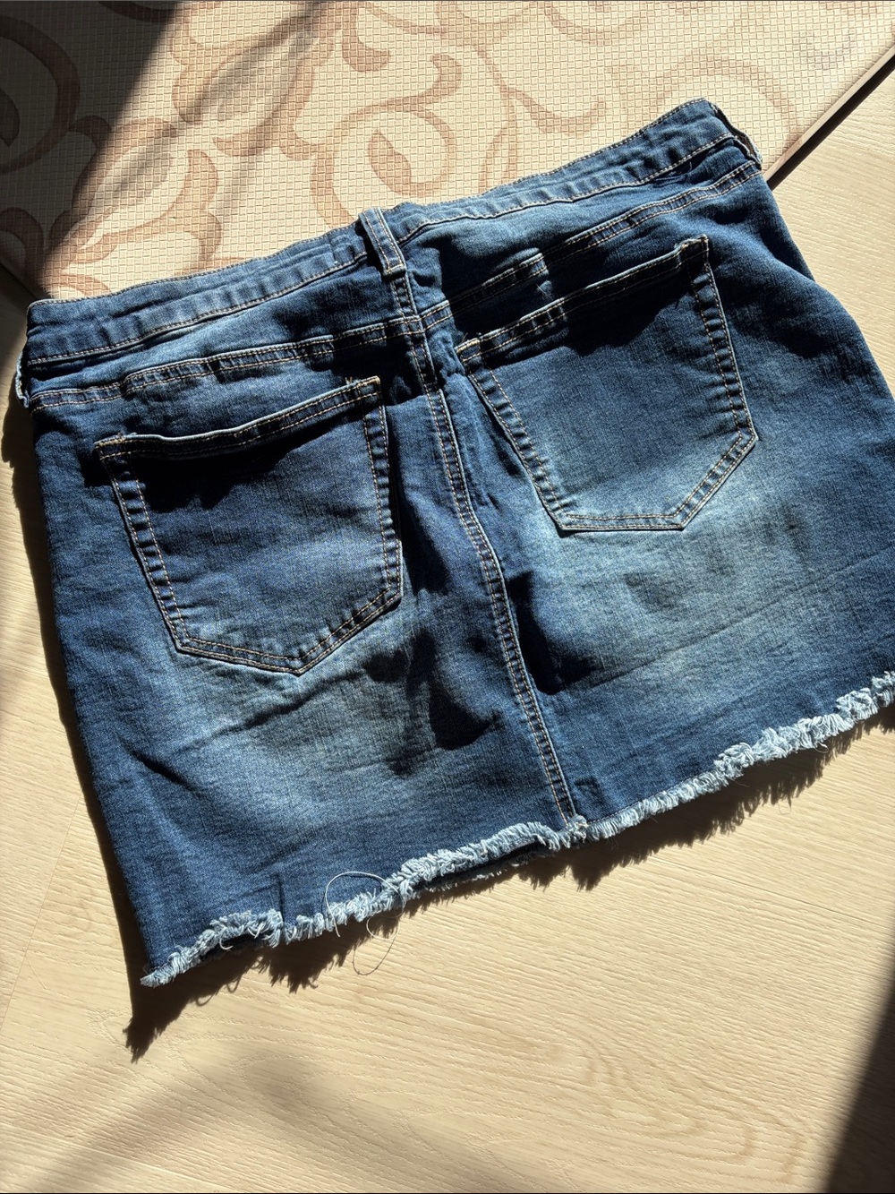 Denim mini skirt XL - Picture 4 of 6